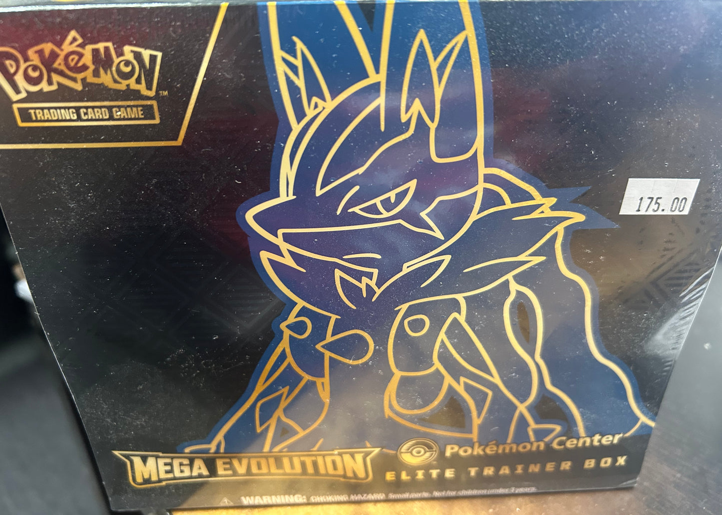 MEGA EVOLUTION POKEMON CENTER ELITE TRAINER BOX
