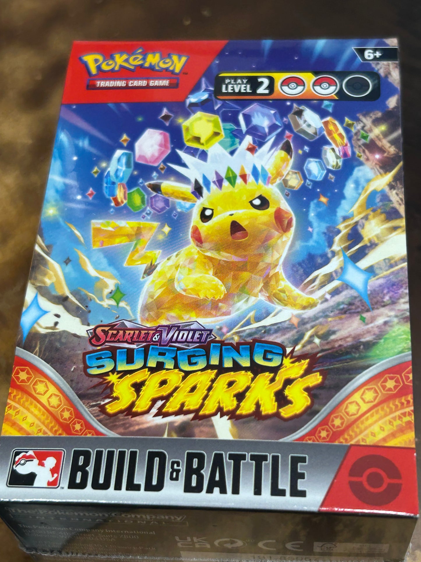 SURGING SPARKS BUILD AND BATTLE BOX