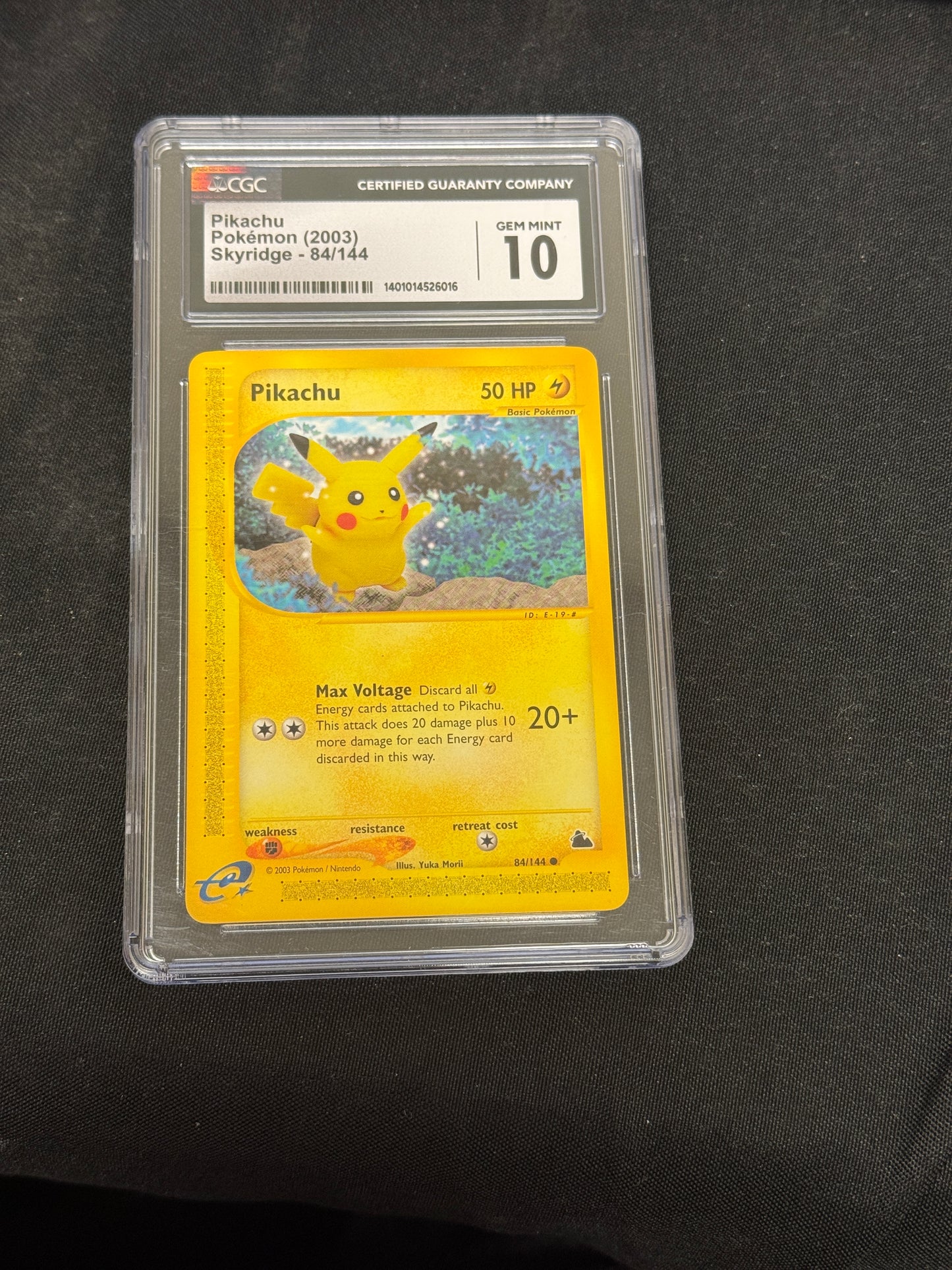 POKEMON SKYRIDGE  PIKACHU  84/144  CGC 10  GEM MINT  PK744